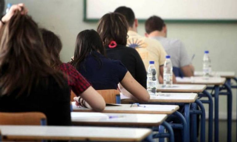 Πανελλαδικές εξετάσεις: 40 χρόνια τα ίδια