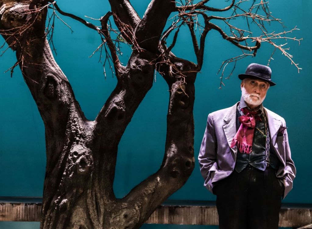 Θανάσης Παπαγεωργίου: Είναι Σισύφειο το βάσανο να μην ξέρεις γιατί υπάρχεις