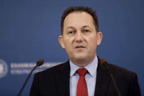 Πέτσας: Κυβερνητικό κλιμάκιο μεταβαίνει στη Μόρια