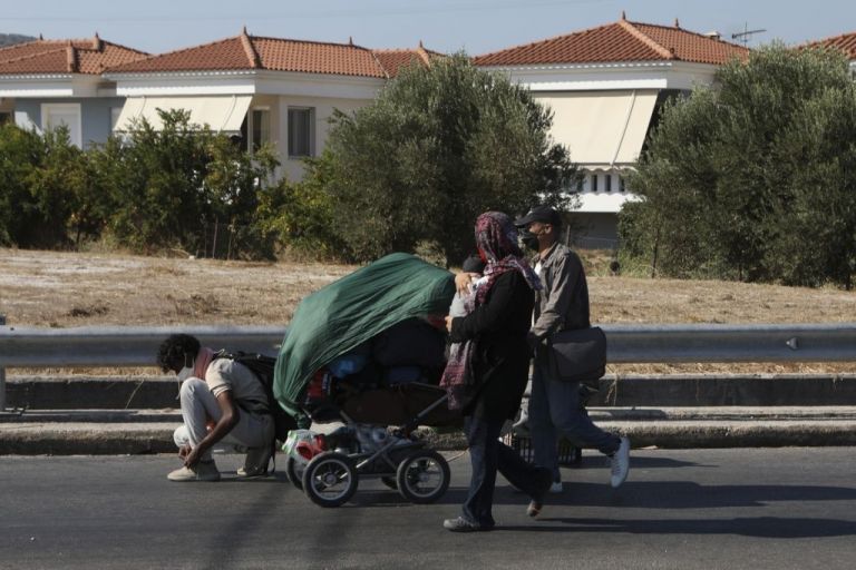 Μόρια: «Εξαφανίστηκαν» 2.000 πρόσφυγες από τη Λέσβο