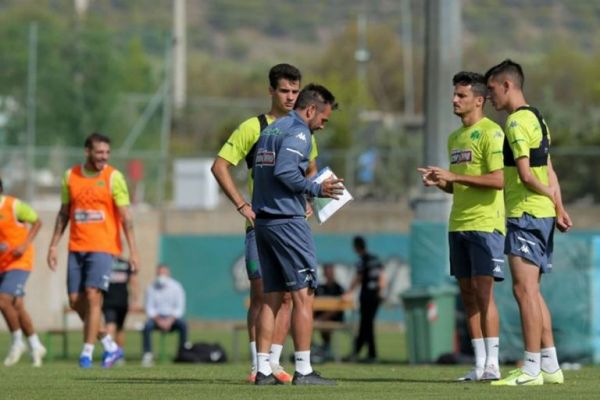 Παναθηναϊκός : Με τρία νέα πρόσωπα η αποστολή για τη Λάρισα