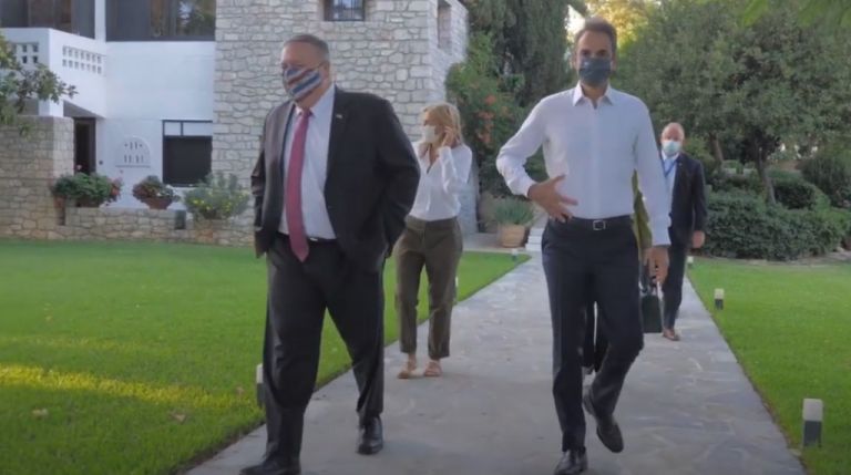 Αναχώρησε από τα Χανιά ο Πομπέο – «Χαιρετίζω το ρόλο της Ελλάδας ως πυλώνα σταθερότητας»