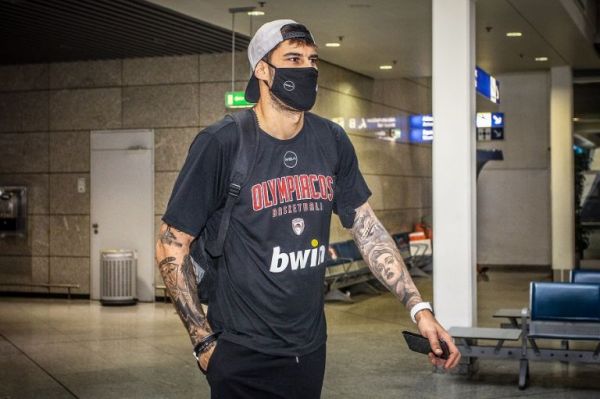 Ολυμπιακός : Αναχώρησε για το Βερολίνο – Θα δώσει δύο φιλικά με την Άλμπα