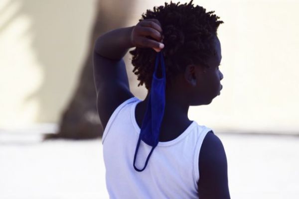 Άγιοι Θεόδωροι : «Δεν είμαστε ρατσιστές, αλλά δεν θέλουμε παιδιά μεταναστών στο σχολείο»