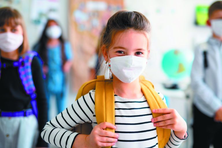 Κοροναϊός : Επιστροφή στα σχολεία με δίχτυ ασφαλείας