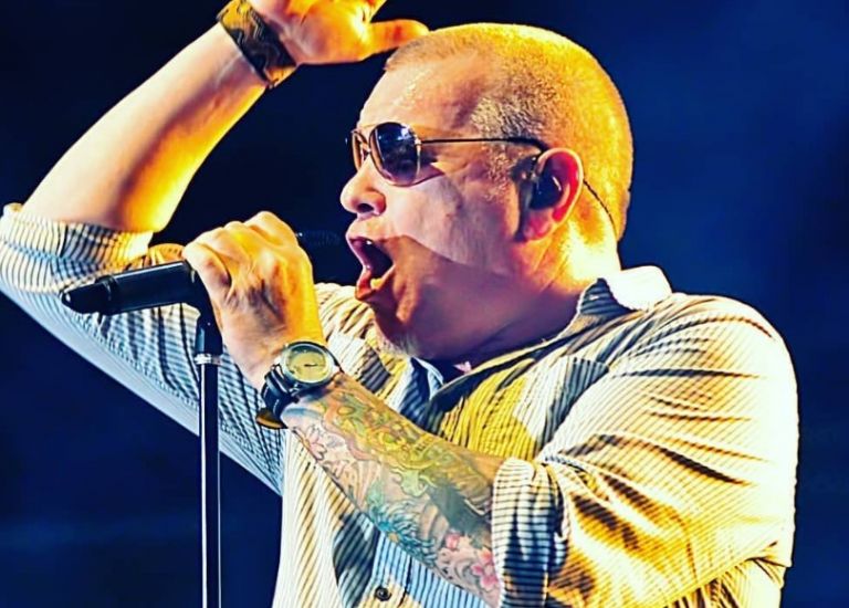 Συναυλία διάσημου συγκροτήματος διέσπειρε κοροναϊό