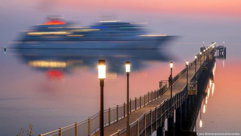 DW : Κρίση επικών διαστάσεων στον τουρισμό