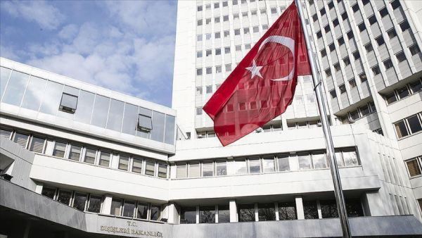 Η Τουρκία καταδικάζει τη σύναψη σχέσεων του Μπαχρέιν με το Ισραήλ