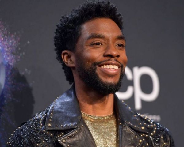 Τσάντγουικ Μπόουζμαν: Στήνεται άγαλμα προς τιμή του ηθοποιού