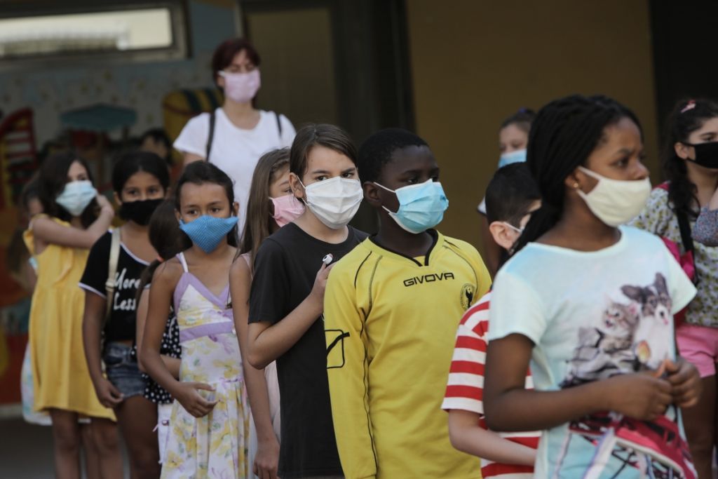 Κρήτη: Γονέας – «αρνητής μάσκας» έστειλε στο νοσοκομείο καθηγητή