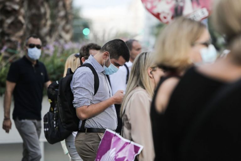 Κοροναϊός : Τα νέα μέτρα κρίνονται τις επόμενες ημέρες – Οι σκέψεις για lockdown