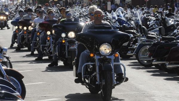 Κοροναϊος: Συγκέντρωση μηχανόβιων συνδέεται με 200.000 και πλέον κρούσματα στις ΗΠΑ