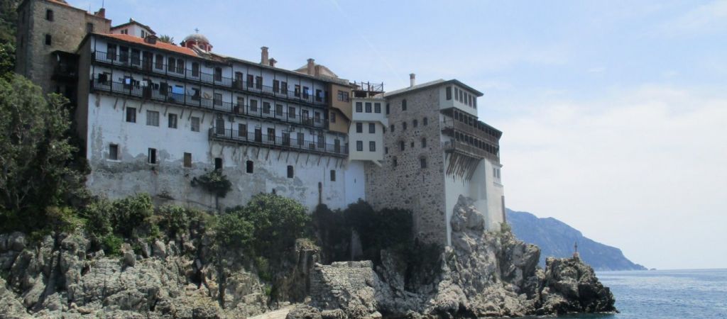 Κοροναϊός : Δύσκολη η κατάσταση στο Άγιο Όρος – Αντιδρούν στο lockdown οι μοναχοί