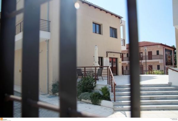 Σήμα κινδύνου για τις κλειστές δομές: Υγειονομικές βόμβες γηροκομεία και ΚΥΤ
