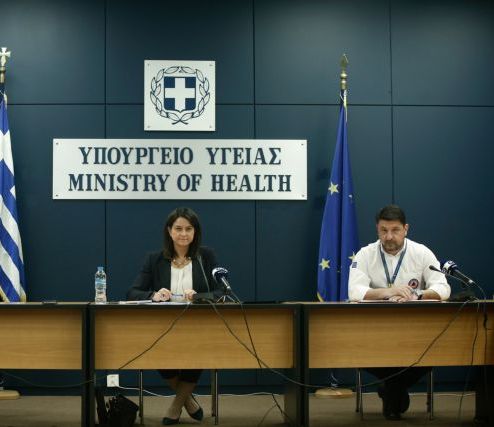 Με Κεραμέως και Μαγιορκίνη η σημερινή ενημέρωση για τον κοροναϊό