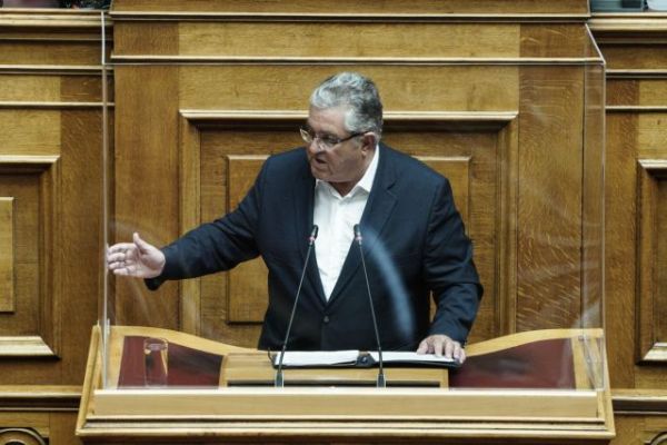 Κουτσούμπας: Να σταλούν όλες οι διαθέσιμες δυνάμεις σε Καλύβια και Ν. Μάκρη