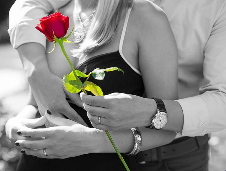 Μυστικά και ψέματα: Πώς να ζητήσεις συγγνώμη από τη σχέση σου