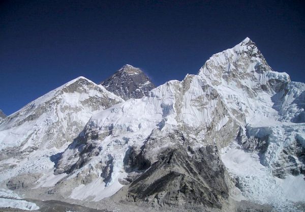 Έβερεστ : Μαγευτικά βίντεο από την ψηλότερη κορυφή του κόσμου