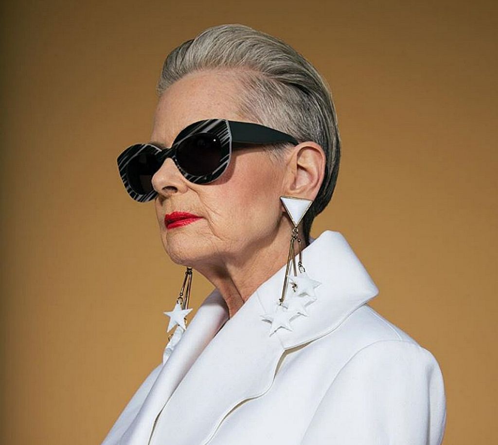 Lyn Slater : Η 65χρονη γυναίκα που έγινε «fashion icon» εντελώς τυχαία