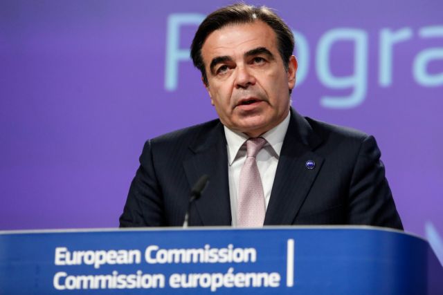 Μόρια : Στη Λέσβο ο αντιπρόεδρος της Ευρωπαϊκής Επιτροπής, Μαργαρίτης Σχοινάς