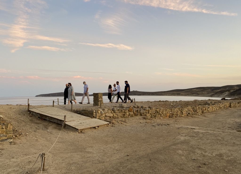 Αυτοψία Μενδώνη στη Λήμνο – Έργα 10 εκατομμυρίων ευρώ μέσω ΕΣΠΑ