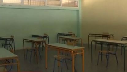 Αγώνας δρόμου για ασφαλές άνοιγμα των σχολείων