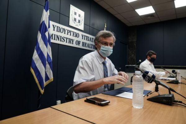 Κοροναϊός : Εκνευρισμός Τσιόδρα για τα fake news – «Με ανησυχεί η απροθυμία ανθρώπων να ακούσουν τα δεδομένα»