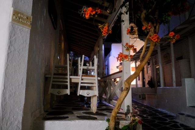 Εστίαση : Σε απόγνωση οι επιχειρηματίες – Τι ζητούν για τους εξωτερικούς κοινόχρηστους χώρους