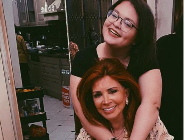 Μαριτίνα Ντενίση: Το δημόσιο μήνυμα για τον θάνατο της γιαγιάς της