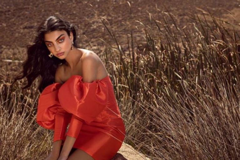 Ειρήνη Καζαριάν: Η «καυτή» φωτογραφία με το μαύρο μαγιό που «ξεσήκωσε» το Instagram