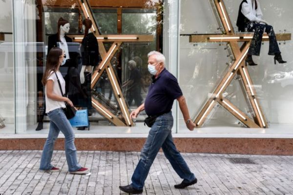 Κοροναϊός : Στο «κόκκινο» παραμένει η Αττική – Τα νέα μέτρα που εξετάζονται