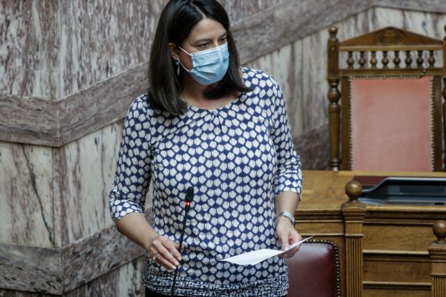 Κεραμέως: Ενισχύονται οι πιστώσεις για επιπλέον προσλήψεις εκπαιδευτικών