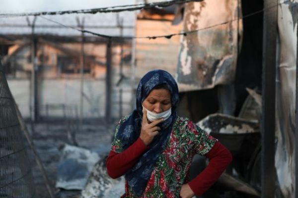 Μόρια : Πλοίο και δύο αρματαγωγά μεταβαίνουν στη Λέσβο για τη φιλοξενία των αστέγων