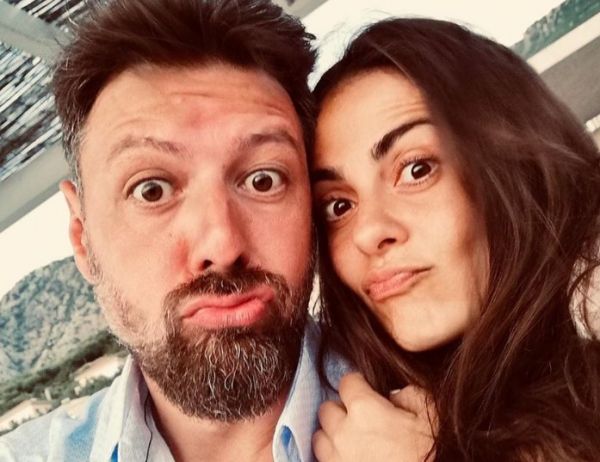 Αγγελική Δαλιάνη : Η χιουμοριστική φωτό για την επέτειο με τον Μάνο Παπαγιάννη