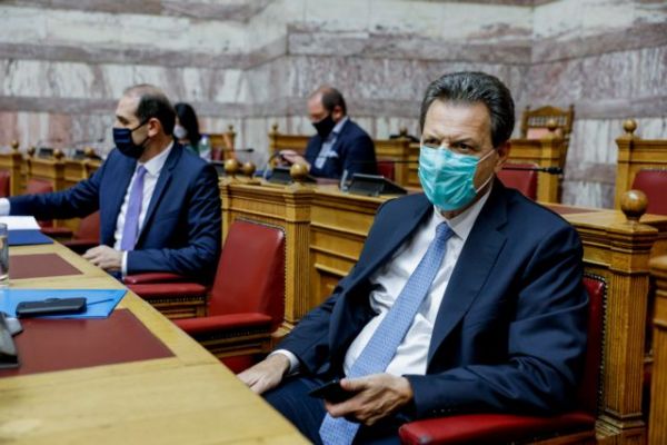 Βουλή: Ψηφίστηκε το νομοσχέδιο για τους πληγέντες από τον Ιανό – Τι ζήτησαν οι φορείς