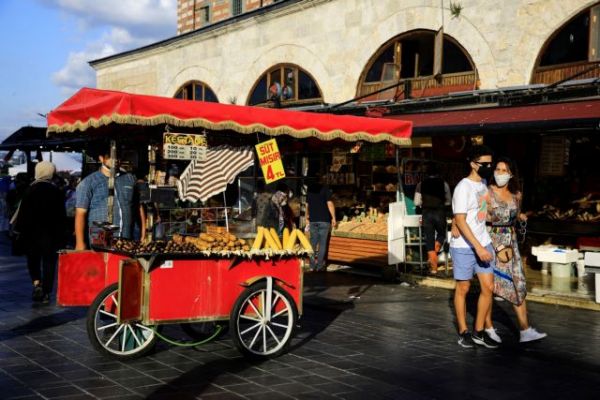 Κοροναϊός : Πάνω από 7.000 οι θάνατοι στην Τουρκία – 1.527 νέα κρούσματα