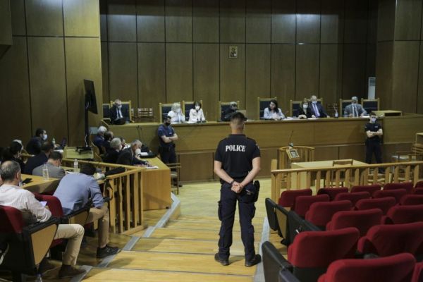 Οι χωρισμένοι δεν γιορτάζουνε ποτέ