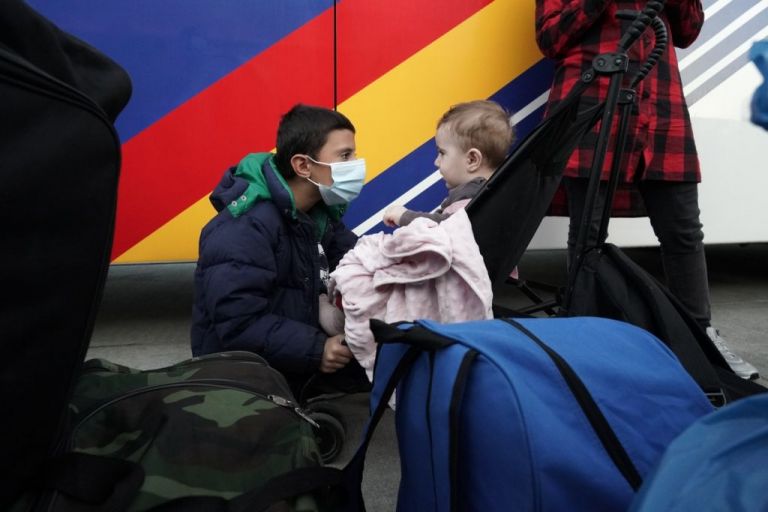 Έρευνα Gallup: Ο κόσμος γίνεται ολοένα και λιγότερο ανεκτικός προς τους μετανάστες