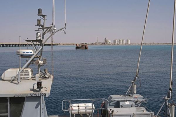 Γκουτέρες: «Σκάνδαλο» η παραβίαση του εμπάργκο όπλων στη Λιβύη