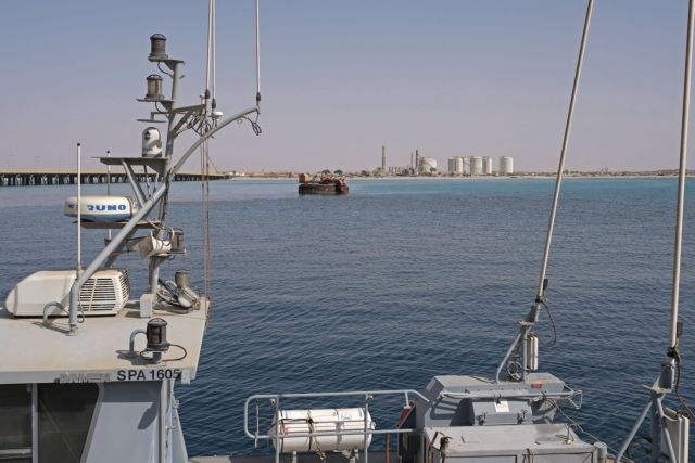 Γκουτέρες: «Σκάνδαλο» η παραβίαση του εμπάργκο όπλων στη Λιβύη