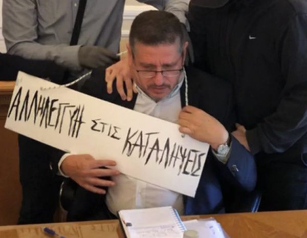 Ανάληψη ευθύνης για την επίθεση στον πρύτανη του ΟΠΑ – Η απίστευτη φωτογραφία