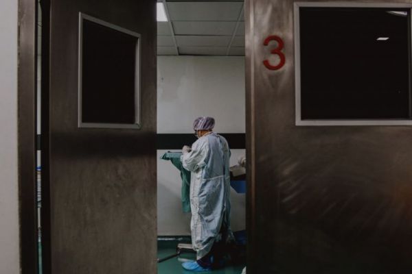 Κοροναϊός : 436 νέα κρούσματα και 6 θάνατοι το τελευταίο 24ωρο – 91 διασωληνωμένοι
