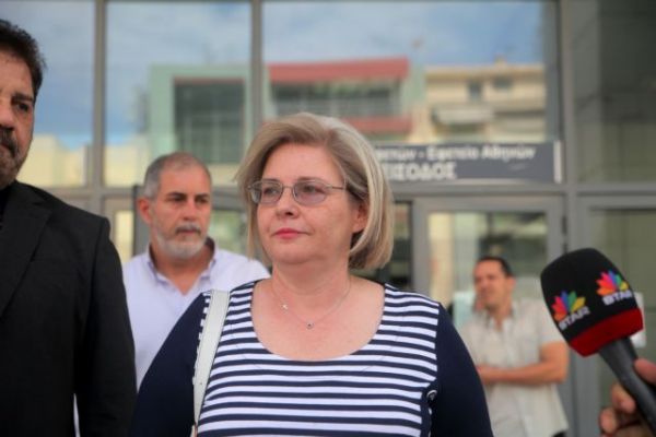 Τέλος από τη Βουλή η χρυσαυγίτισσα Ελένη Ζαρούλια – Το ΦΕΚ για την ανάκληση διορισμού της