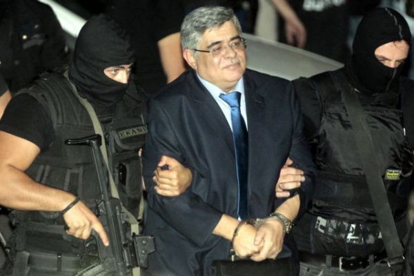 Το Twitter μπλόκαρε τον λογαριασμό του Μιχαλολιάκου για τις φασιστικές και ρατσιστικές αναρτήσεις