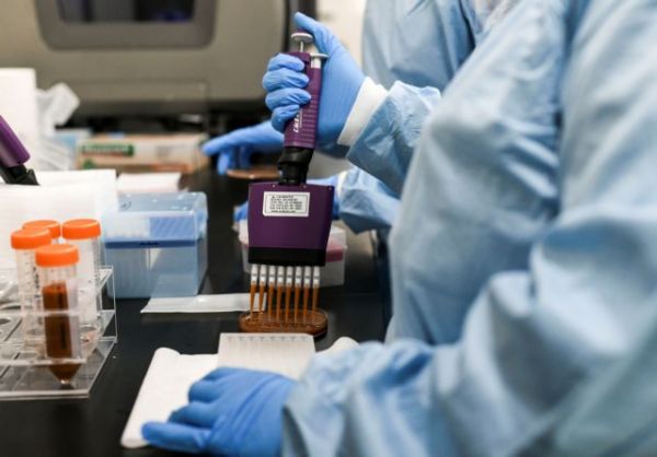 Κοροναϊός : Πώς μπορεί ένα εμβόλιο του 1921 να σώσει ζωές το 2020