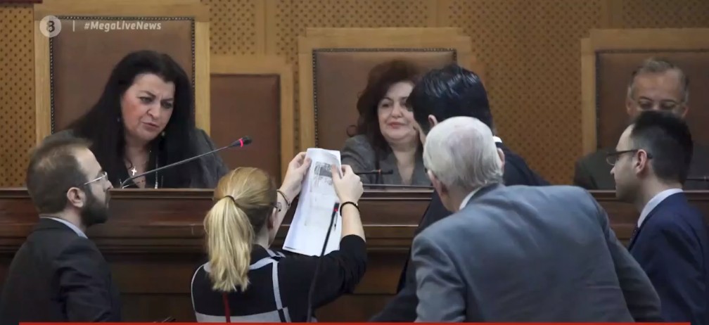 Συγκλονίζει η μαρτυρία της 62χρονης γυναίκας – θύματος της Χρυσής Αυγής