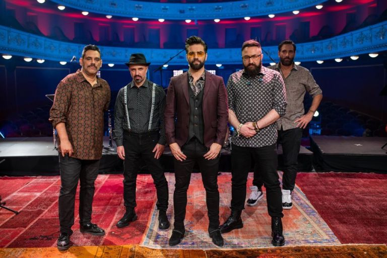 «Σπίτι με το MEGA» : Δείτε πρώτοι ένα μουσικό απόσπασμα από την εκπομπή με τους Onirama