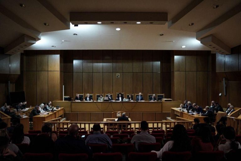 Δίκης Χρυσής Αυγής : Σάλος από την πρόταση της εισαγγελέως για αναστολή των ποινών