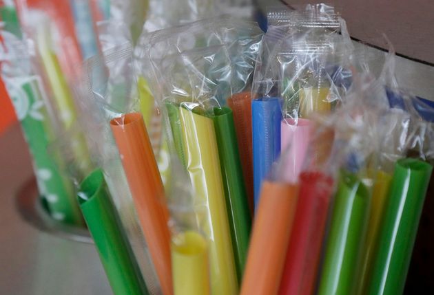 Κατατίθεται την Παρασκευή το νομοσχέδιο για τα πλαστικά μιας χρήσης