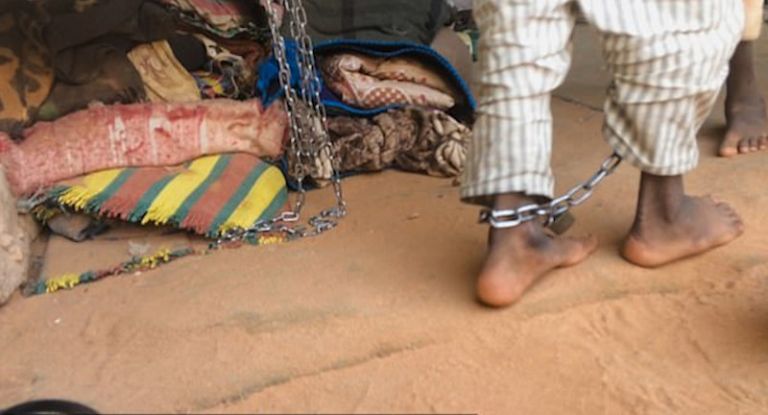 Φρίκη στο Σουδάν: Ξύλο, βασανιστήρια και αλυσίδες σε ισλαμικά σχολεία